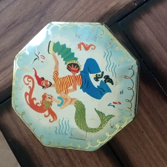Cool vintage Blue bird confectionery Tin - Picture 1 of 4